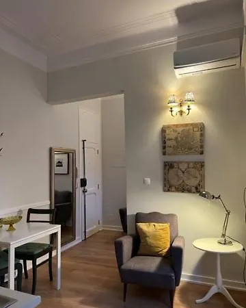 Romantic & Renewed 1 Bedroom In Campolide - 1e Апартаменты Лиссабон