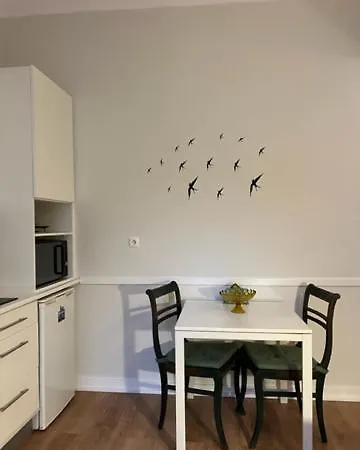 Апартаменты Romantic & Renewed 1 Bedroom In Campolide - 1e