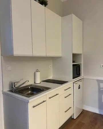 Romantic & Renewed 1 Bedroom In Campolide - 1e * Lizbona